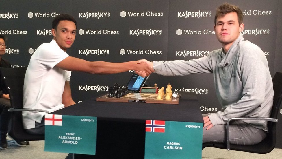 Teenage chess genius could become youngest World Champion - BBC Newsround