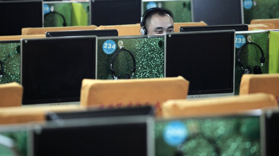 Çin'de bir internet kafe.