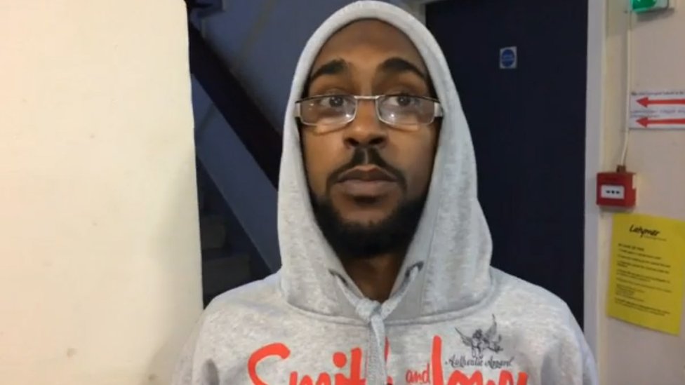 A David Benjamin, uno de los habitantes de la Torre Grenfell, lo despertó un vecino que golpeó su puerta. David Benjamin