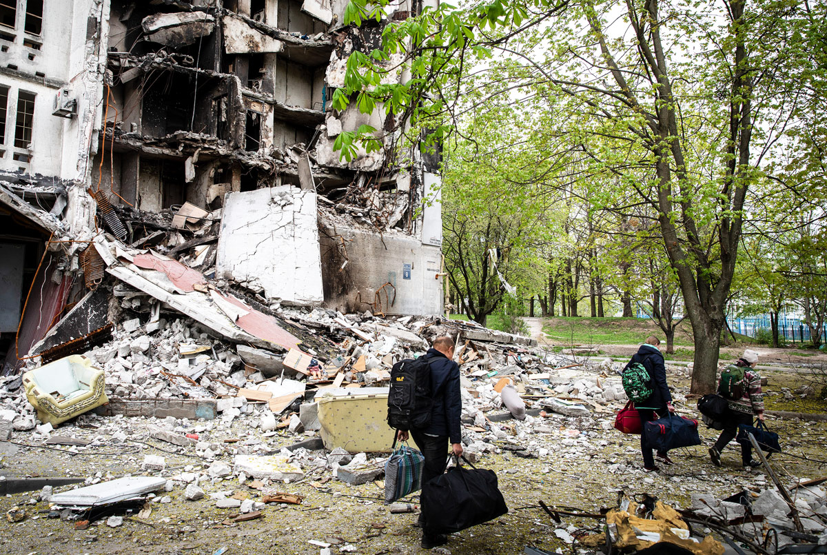 Destroyed building in Saltivka, in northern Kharkiv - 29 April
