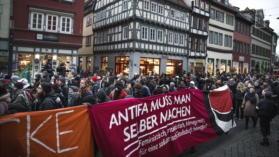 Протестующие в Эрфурте, 6 20 февраля