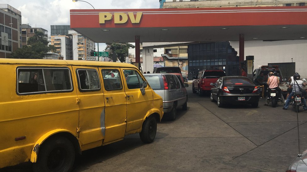 Gasolinera.