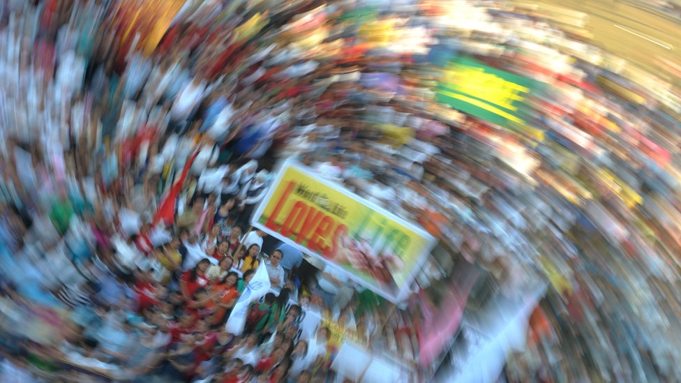 protesto contra políticas de planejamento familiar