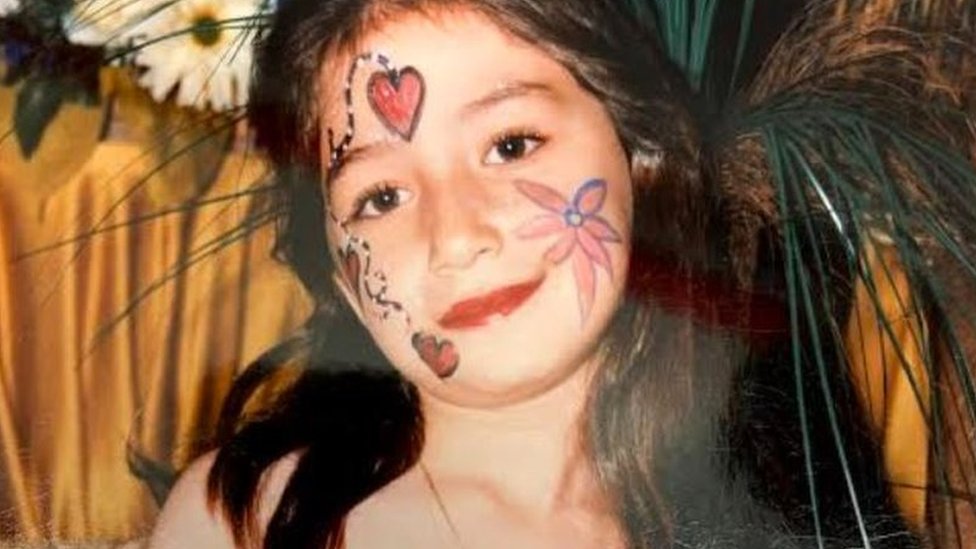 Maya saat kecil