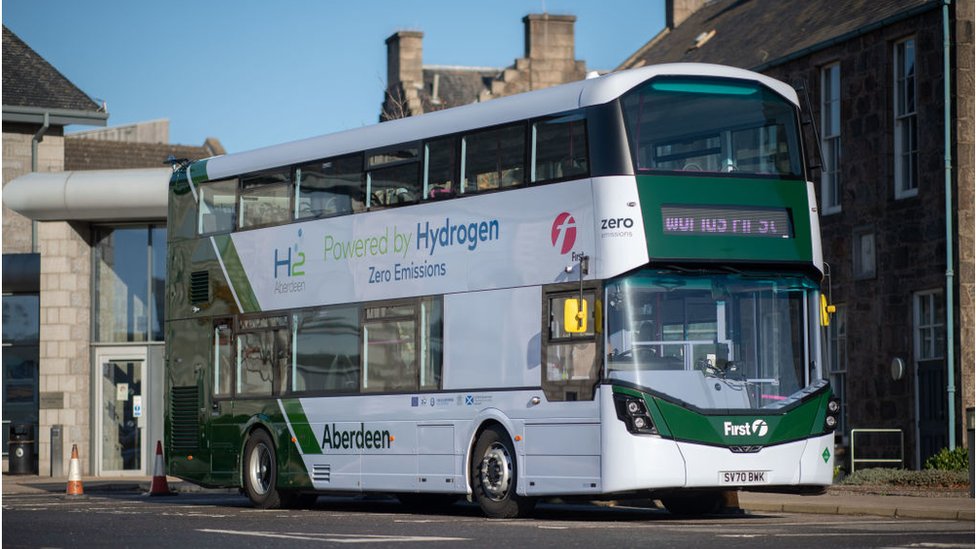 hydrogen powered double-decker buses