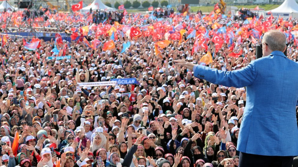 الانتخابات التركية 2023: هل يمكن للناخبين الجدد والنساء أن يكونوا مفتاح النصر؟ 2 Rally of President Recep Tayyip Erdogan in Istanbul