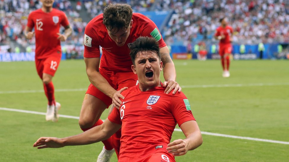 Inglaterra celebra