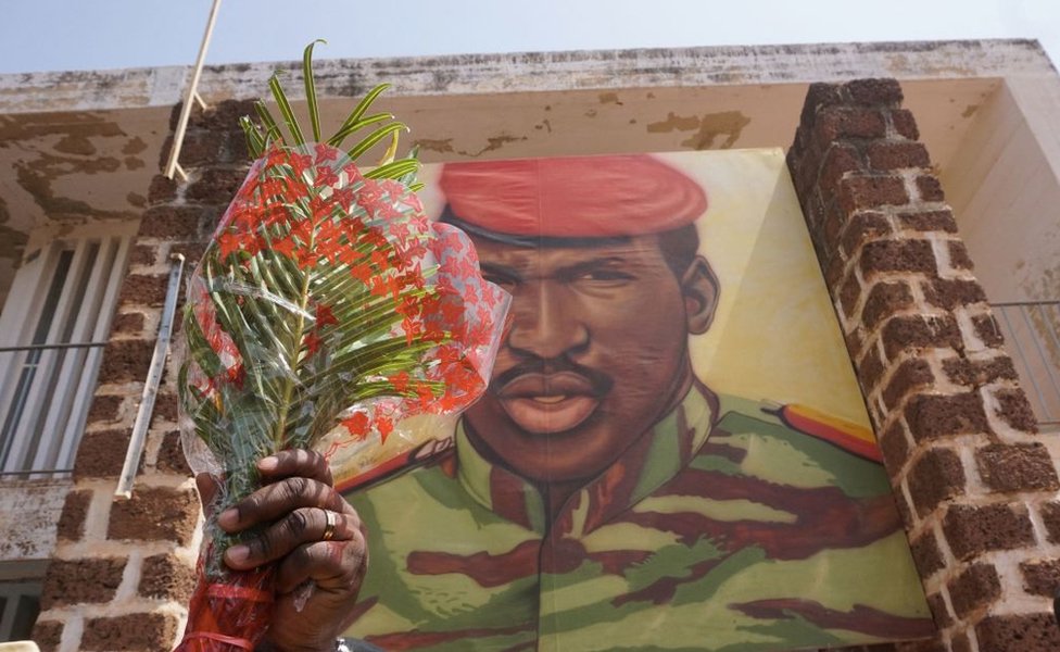 Homenaje donde Thomas Sankara fue asesinado