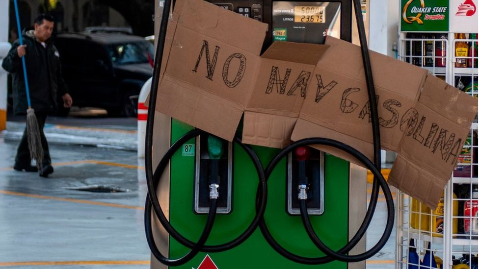 Gasolinera en México, 9 de enero