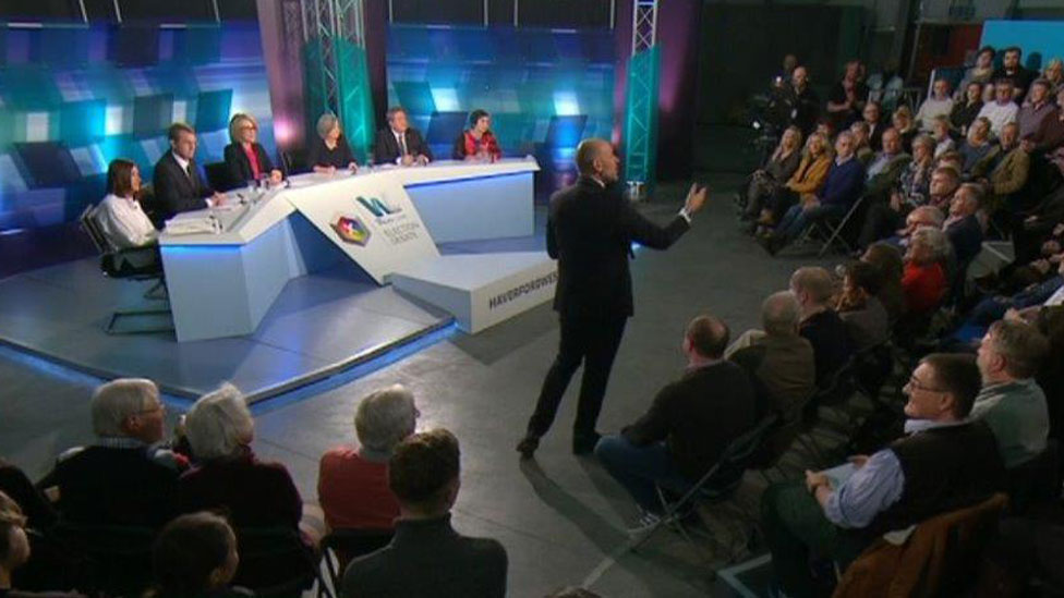 Во вторник вечером в Хаверфордвесте прошли дебаты BBC Wales в прямом эфире