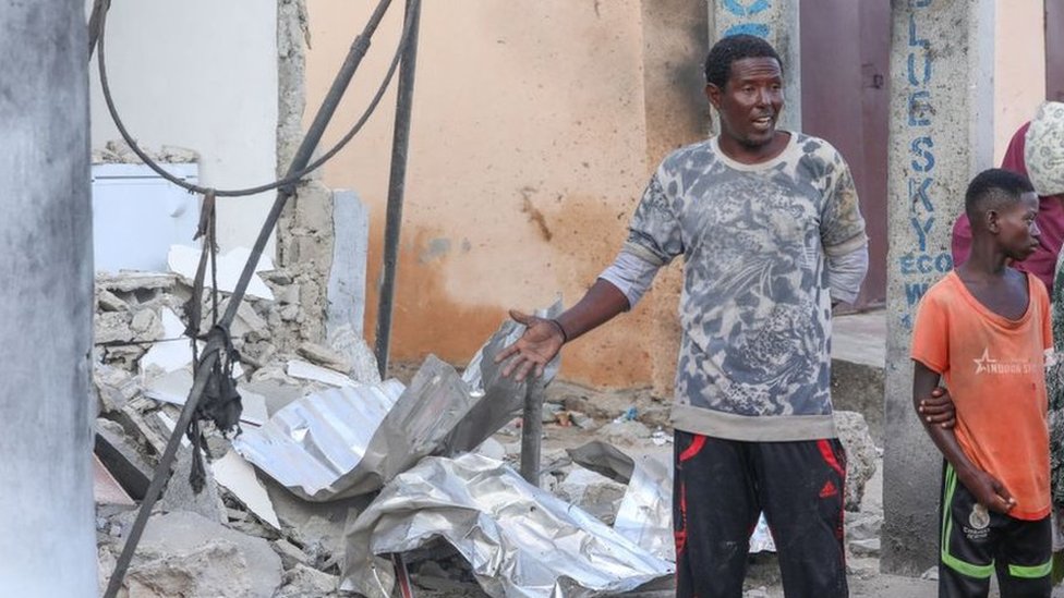 Pearl Beach hotel: Islamists kill nine in Somalia attack