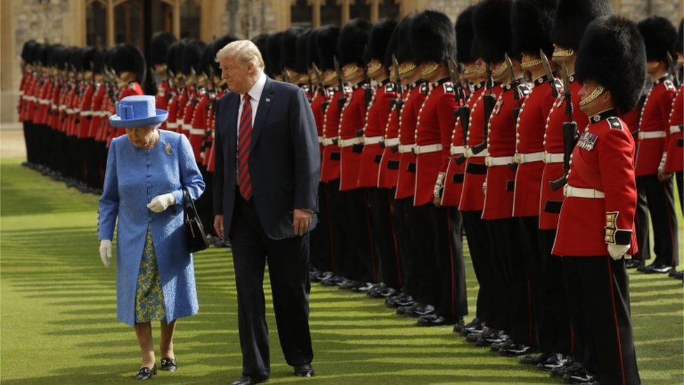 Дональд Трамп и королева