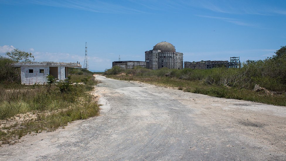 Una calle de Ciudad Nuclear.