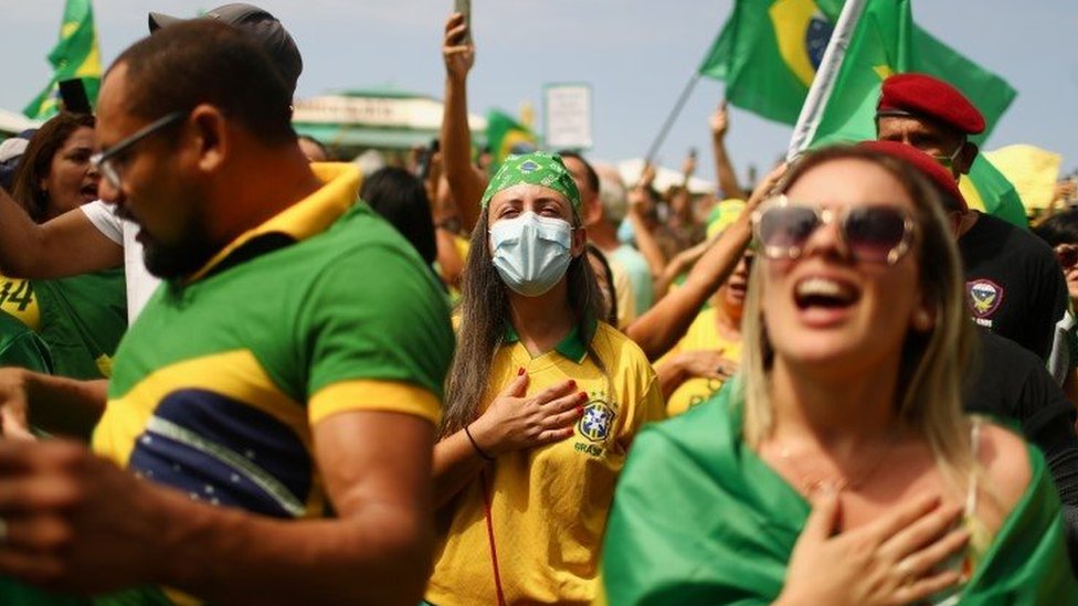 Para especialista, democracia e Bolsonaro saíram perdendo dos protestos de 7 de Setembro
