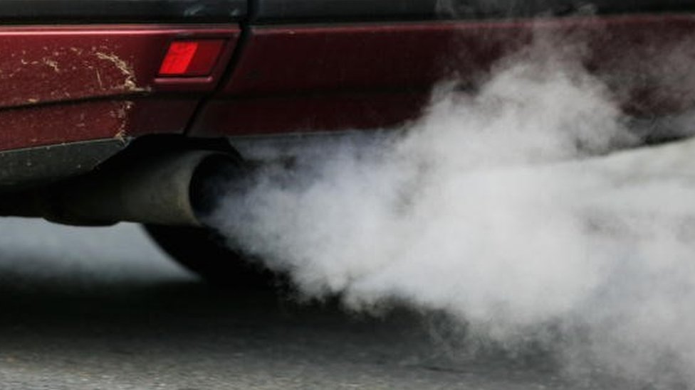 UK car pollution checks dropped five years ago - BBC News