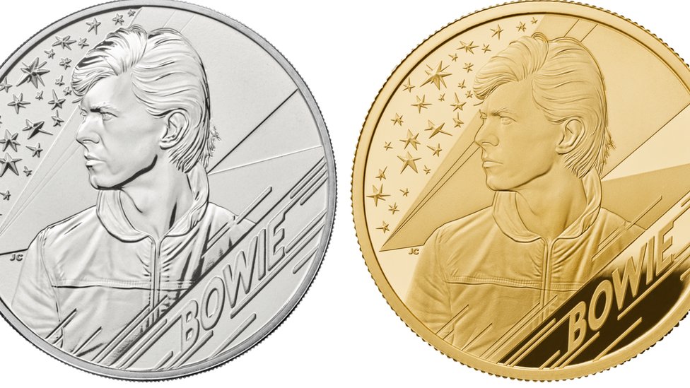 Две монеты Боуи