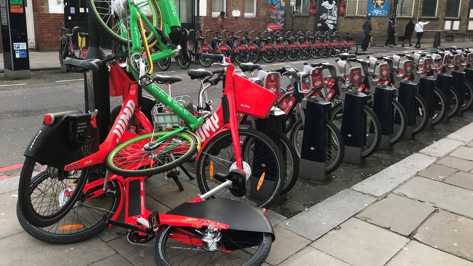 Jump bike parking store zones