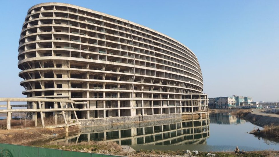 中國安徽省淮安市一座未完工的五星級酒店（2023年2月20日）
