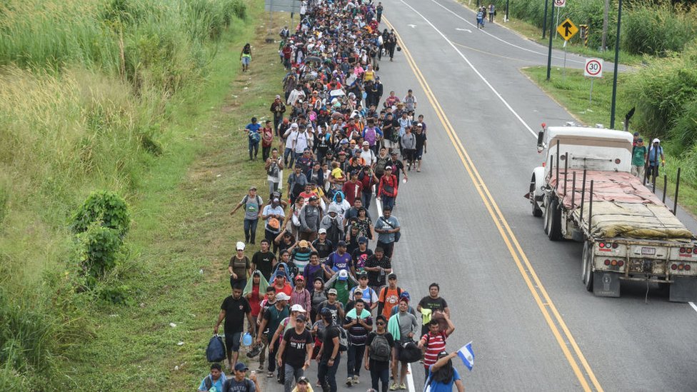 Donald Trump se ha quejado de forma reiterada por las caravanas de miles de inmigrantes centroamericanos rumbo a EE.UU.