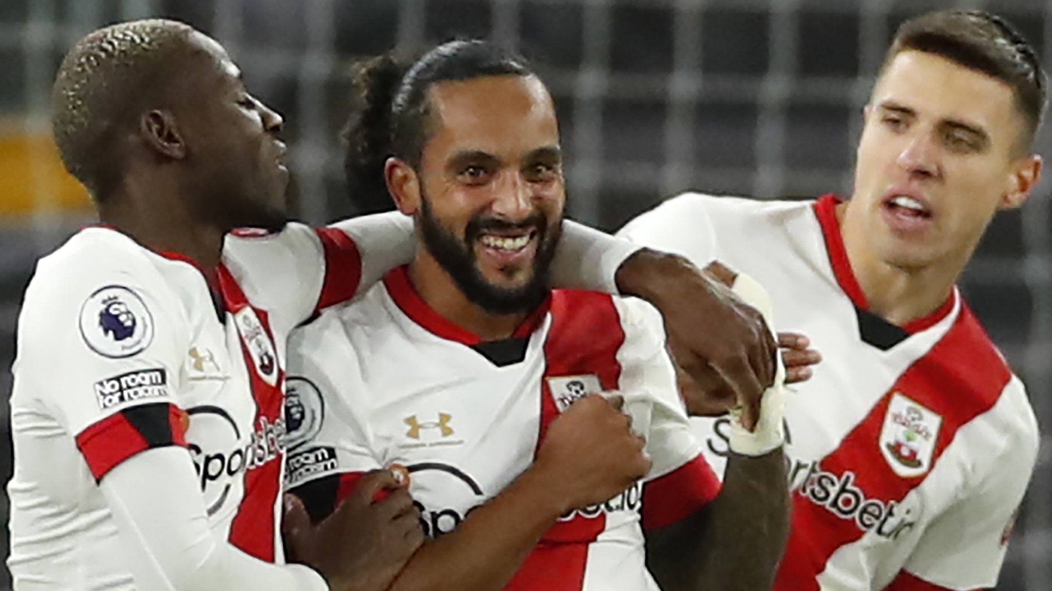 Wolves 1-1 Southampton: Theo Walcott's first goal since rejoining Saints earns draw