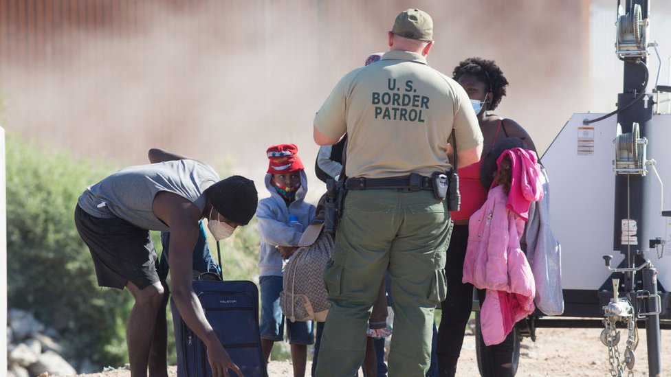 Biden'ın göreve başlamasının ardından Meksika sınırındaki göçmen hareketliliği arttı