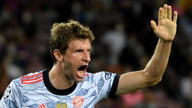 Barcelona 0-3 Bayern Munich: Thomas Muller haunts Barca again as Bayern claim big win