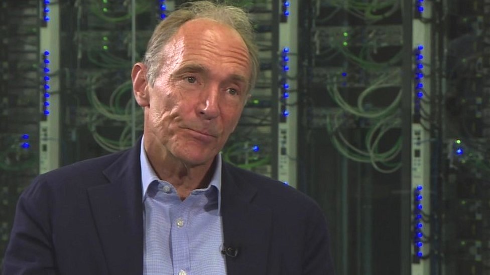 World wide web creator Tim Berners-Lee targets fake news - BBC News