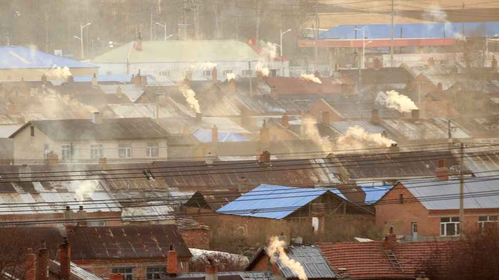 El reporte de China sobre sus emisiones tiene muy pocas páginas en comparación con el del Reino Unido. China
