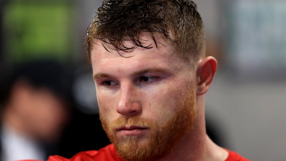 Álvarez siempre ha sido muy comedido en su carrera y muchas veces se le acusa de no mostrar sus emociones. Saúl Álvarez