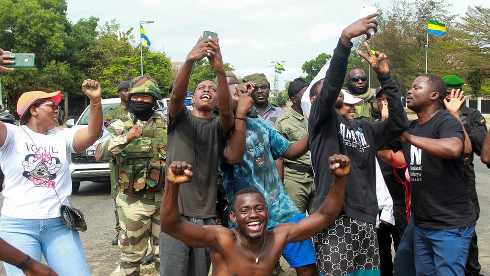 Gabon, puč u Gabonu