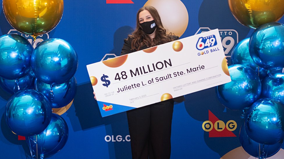 18-летняя канадка выиграла в лотерею 36 млн долларов с первой попытки