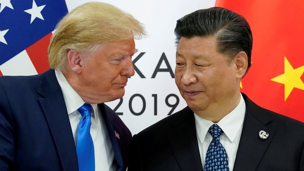 Дональд Трамп и Си Цзиньпин во время встречи G20 в Осаке, Япония