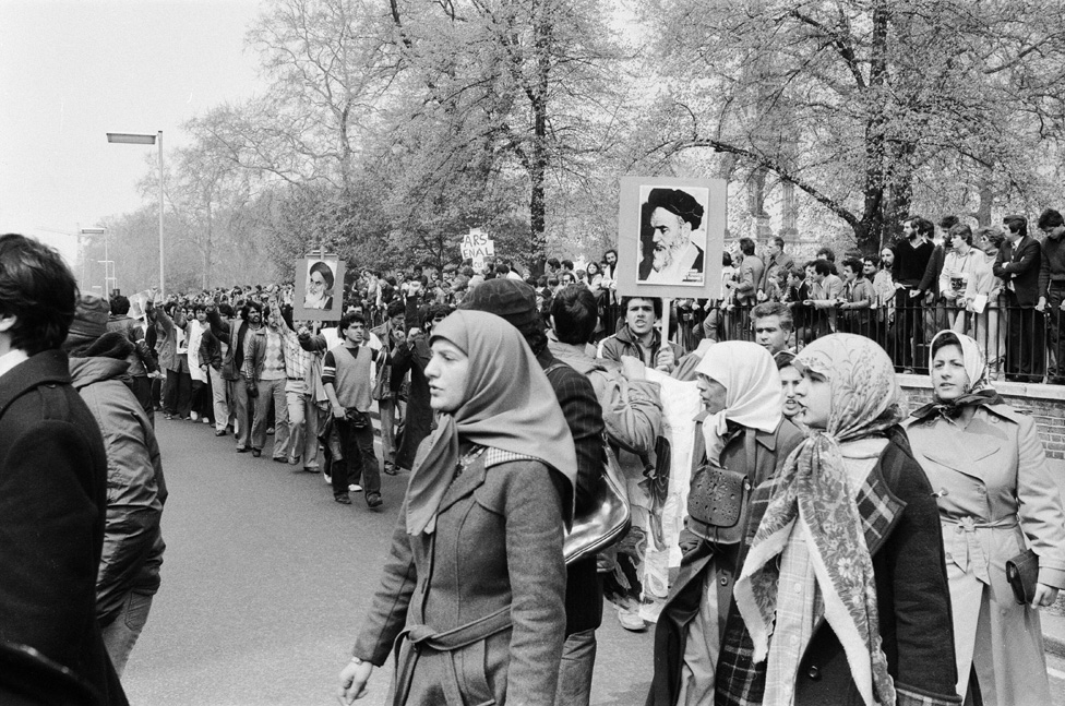Захват посольства. Штурм иранского посольства в Лондоне в 1980. Захват посольства Ирана в Лондоне 1980. Захват американского посольства в Иране в 1979. SAS штурм иранского посольства.