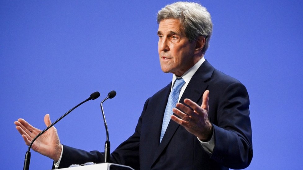 John Kerry habla en la COP26.