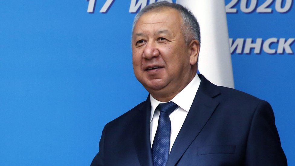 Kubatbek Boronov se vio obligado a renunciar como primer ministro. Kubatbek Boronov