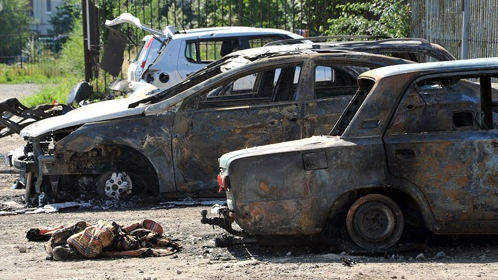 Autos chatarra en Luhansk