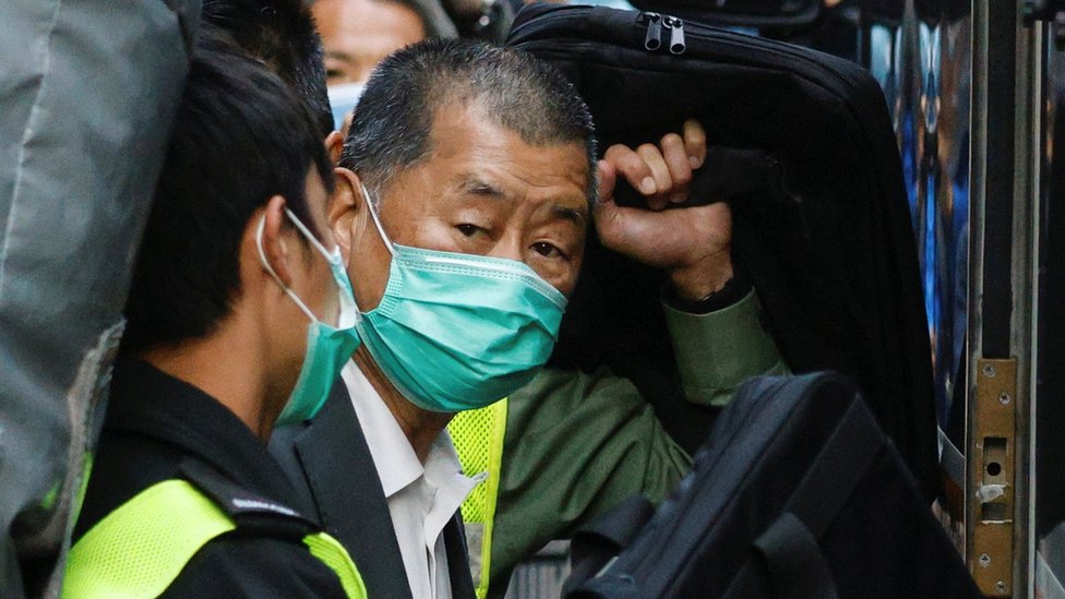 香港終審法院外黎智英被押上囚車（1/2/2021）