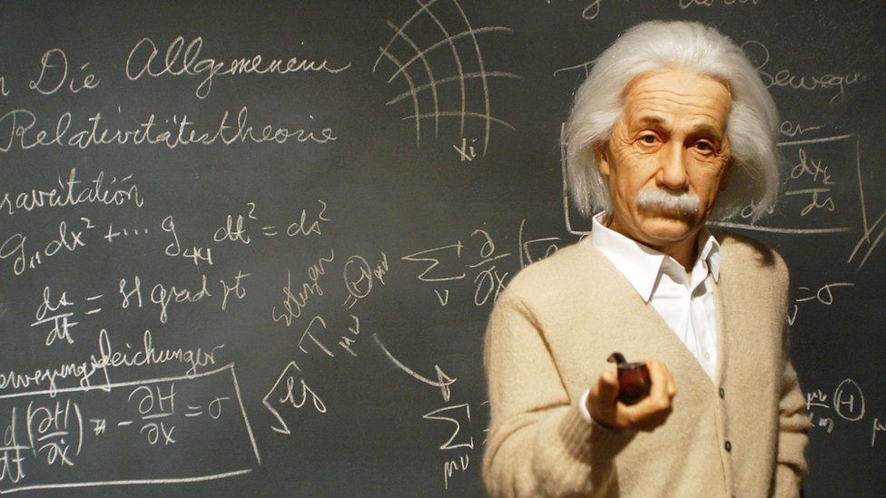 Nhật ký của Einstein hé lộ ông từng có định kiến phân biệt chủng tộc - BBC  News Tiếng Việt