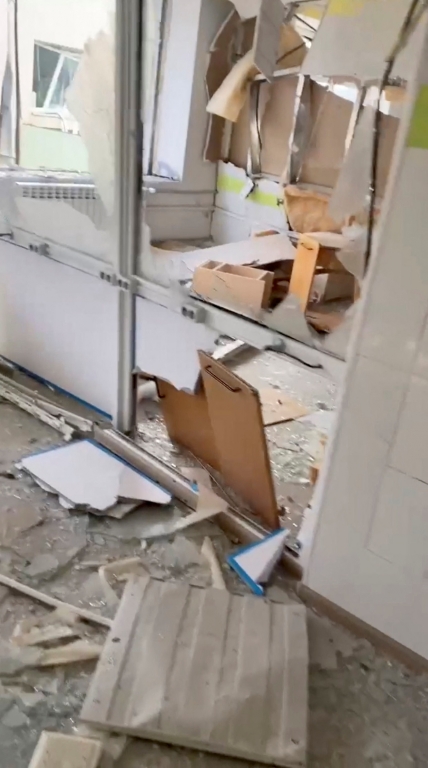 Interior del hospital de maternidad en Mariúpol luego de un ataque del ejército de Rusia.
