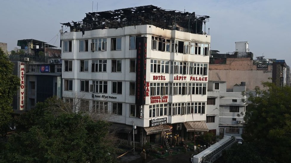Hotel Arpit palas posle požara
