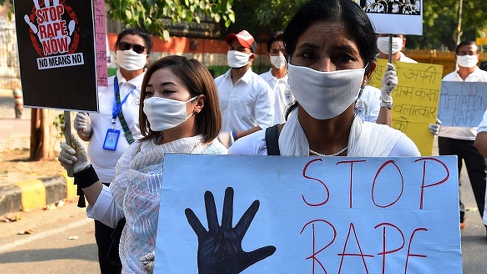 976px x 549px - Ujjain: India outrage as raped girl walks around seeking help