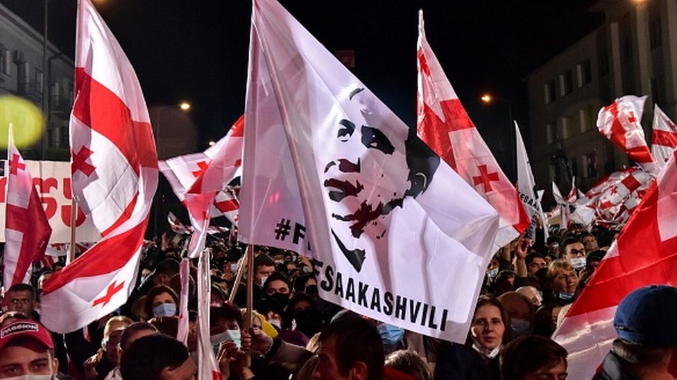 Saakaşvili'nin serbest bırakılması talebiyle yapılan bir gösteri