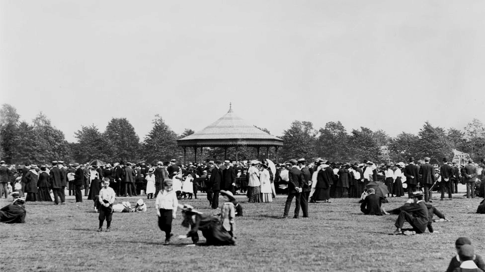 Моховая сторона в 1910 году