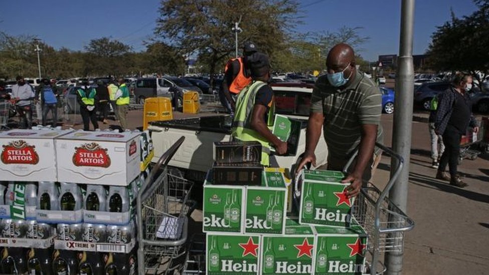 هذا هو الحظر الثاني على مبيعات الكحول منذ بدء تفشي الفيروس في جنوب إفريقيا