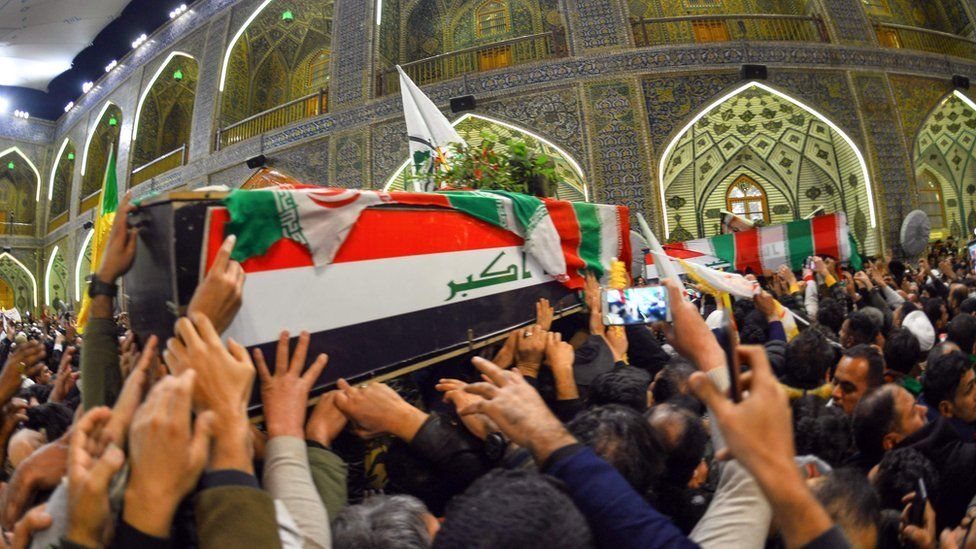 El cuerpo del general Soleimani llegó a Irán el domingo.