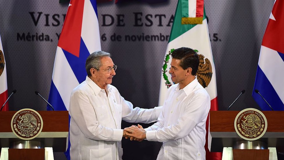 Raúl Castro y Enrique Peña Nieto.