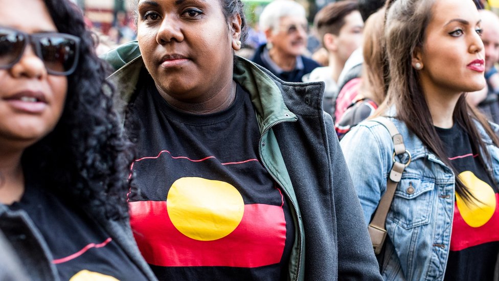 Aboriginal flag: Australian government secures copyright after row