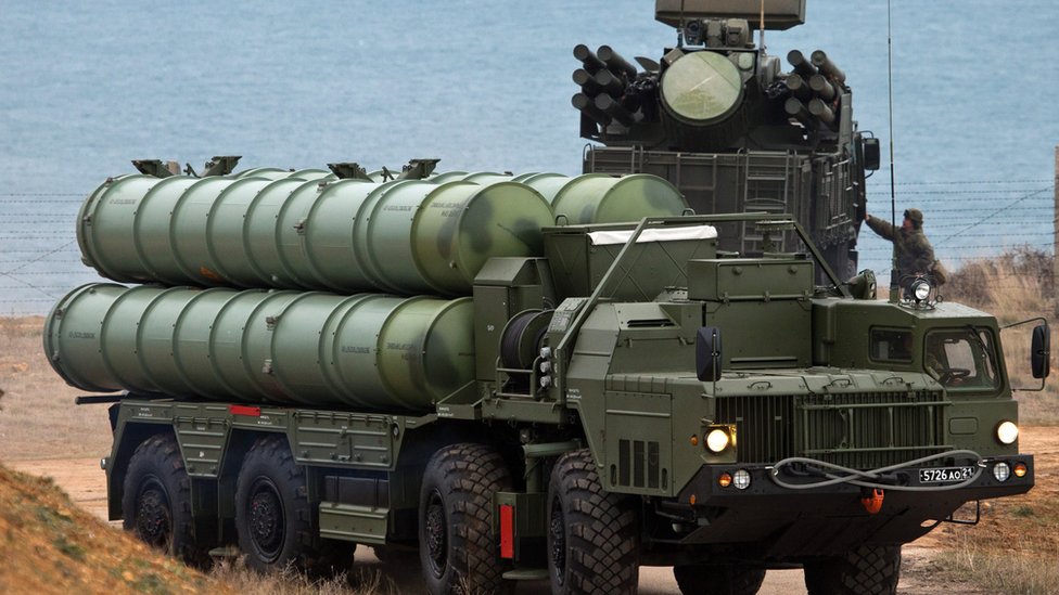 S-400: Türkiye'nin Rusya'dan satın aldığı, ABD'yle krize yol açan füze savunma sistemi