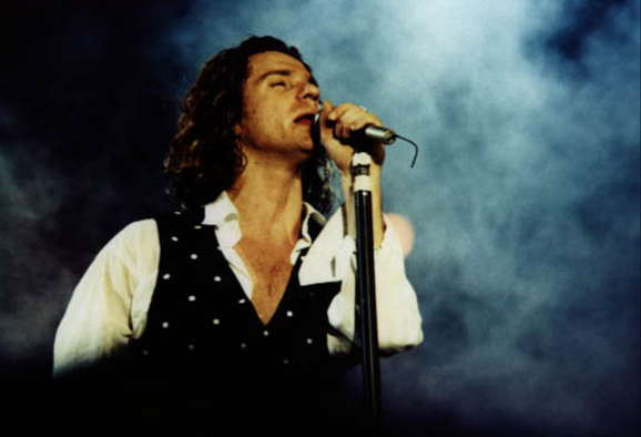 Michael Hutchence, grupo INXS