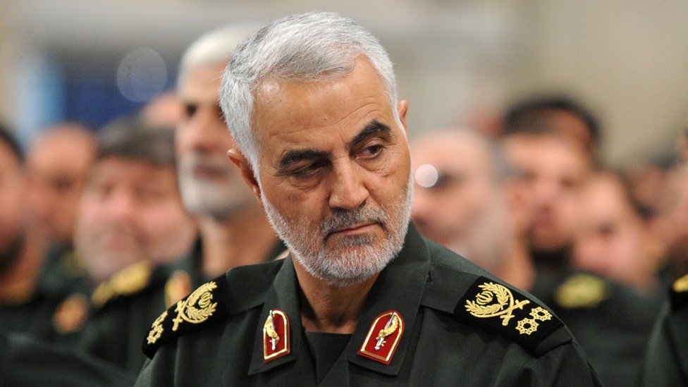 蘇萊曼尼作為伊朗伊斯蘭革命衛隊精銳部隊"聖城旅"的指揮官，是伊朗最有權力的人之一，獨力負責伊拉克、黎巴嫩、敘利亞、葉門的區域軍事政策。